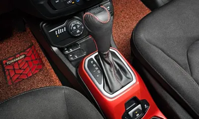 Jeep Renegade 2018, 97511 км, за 9900000 KRW - фото 9
