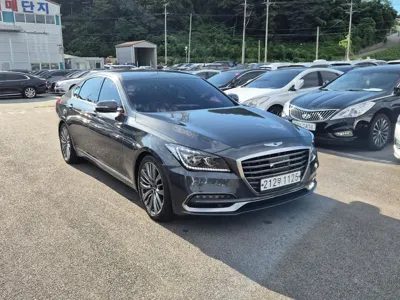 Genesis G80 2019, 179810 км, за 19990000 KRW
