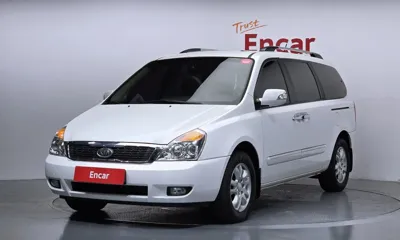 Kia Canival · 2012 год