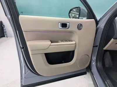 Li Auto Li L8 2025, 12900 км, за 282800 CNY - фото 8