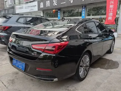 Hongqi Hongqi H5 2022, 58000 км, за 69800 CNY