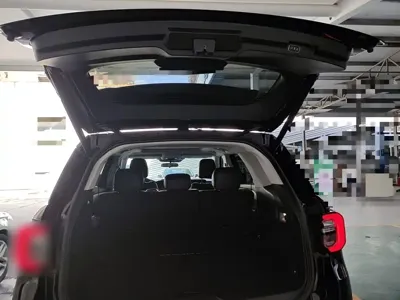 Ford Explorer 2025, 8900 км, за 247300 CNY - фото 19