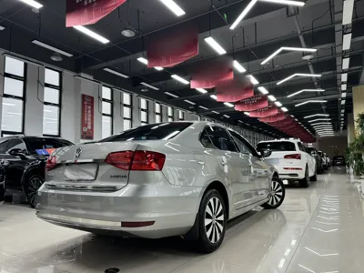 Volkswagen Sagitar 2018, 57400 км, за 61773.15 CNY - фото 6
