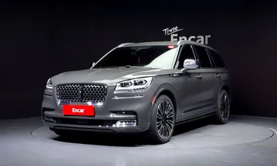 Lincoln Aviator · 2022 год