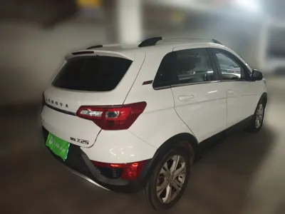 BAIC Senova X25 2015, 36300 км, за 24033.54 CNY - фото 4