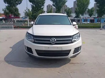 Volkswagen Tiguan 2017, 100300 км, за 42300 CNY