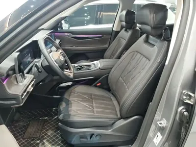 Ford Edge 2025, 4900 км, за 207700 CNY - фото 15
