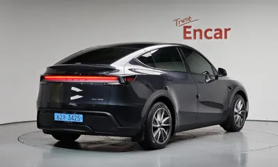 Tesla Model Y 2025, 14264 км, за 62500000 KRW