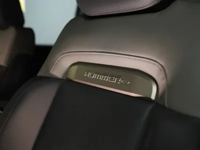GMC Hummer EV 2025, 5350 км, за 189000000 KRW - фото 19
