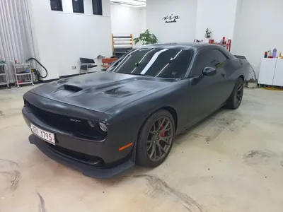 Dodge Challenger · 2017 год