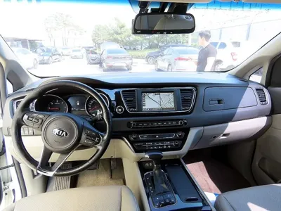 Kia Canival 2018, 157801 км, за 10500000 KRW - фото 8