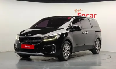 Kia Canival · 2019 год