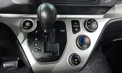 Kia Ray 2014, 142859 км, за 7000000 KRW - фото 9