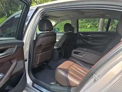 BMW 5 Series New Energy 2018, 90000 км, за 109800 CNY - фото 7
