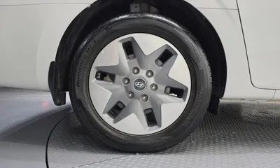 Hyundai Staria 2023, 33505 км, за 18960.74 USD