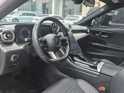 Mercedes-Benz C-Class 2022, 73000 км, за 165000 CNY