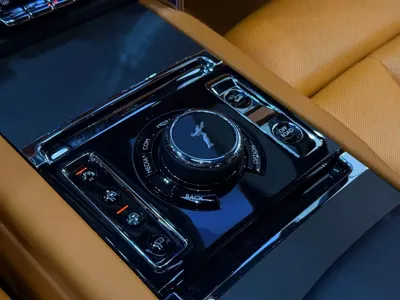 Rolls-Royce Cullinan 2022, 23000 км, за 4778800 CNY - фото 12