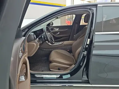 Mercedes-Benz E-Class 2022, 75700 км, за 261600 CNY - фото 9