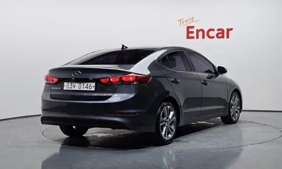Hyundai Avante 2017, 122292 км, за 7400000 KRW
