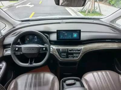 Roewe iMAX8 New Energy 2023, 352000 км, за 103800 CNY - фото 17