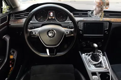 Volkswagen Magotan 2017, 122700 км, за 56246.4 CNY - фото 10