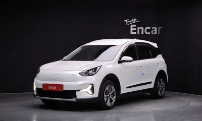 Kia Niro · 2023 год