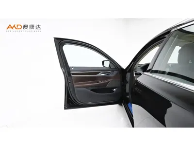 BMW 7 Series 2021, 50000 км, за 325000 CNY - фото 10