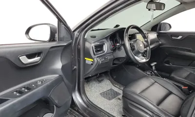 Kia Stonic 2018, 61411 км, за 11700000 KRW - фото 10