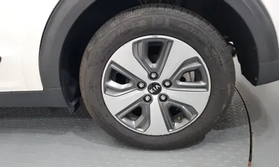 Kia Niro 2018, 84135 км, за 15400000 KRW - фото 21