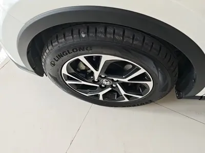 Toyota C-HR 2020, 65300 км, за 62300 CNY - фото 23
