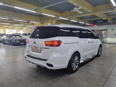 Kia Canival 2019, 154387 км, за 13900000 KRW