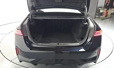 BMW 5-Series 2024, 16215 км, за 57500000 KRW - фото 31