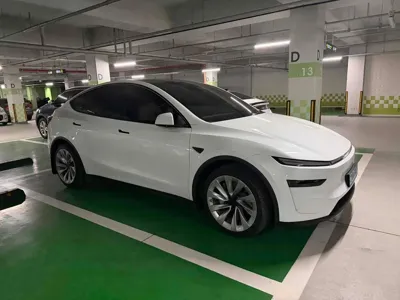 Tesla Model Y 2025, 27000 км, за 70190000 KRW