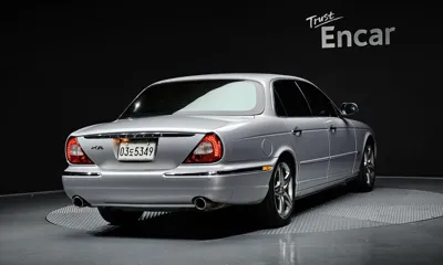 Jaguar XJ-8 2005, 155513 км, за 14950000 KRW - фото 2