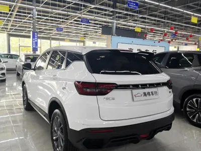 Geely Binyue 2025, 12000 км, за 65800 CNY - фото 6