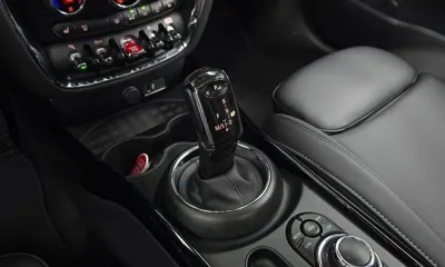 MINI Clubman 2022, 58818 км, за 22900000 KRW - фото 9