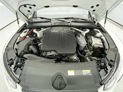 Audi A4L 2025, 6000 км, за 179000 CNY - фото 12
