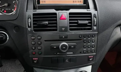 Mercedes-Benz C-Class 2010, 98632 км, за 6500000 KRW - фото 17