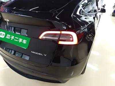 Tesla Model Y 2023, 56400 км, за 184100 CNY - фото 8