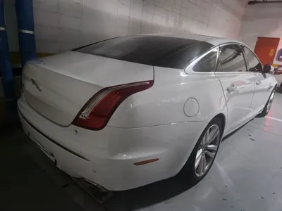 Jaguar XJ 2011, 50500 км, за 14700000 KRW