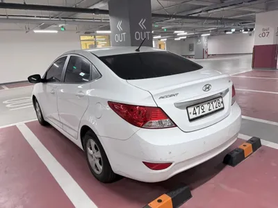 Hyundai Accent 2014, 100000 км, за 5000000 KRW