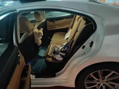Lexus ES 2016, 98400 км, за 105399 CNY - фото 18