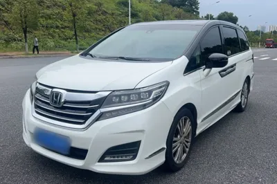 Honda Elysion · 2016 год