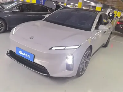 Nio ET5T · 2025 год