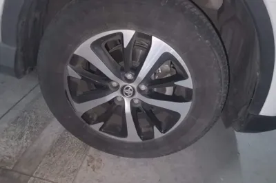 Toyota RAV4 2019, 64600 км, за 92200.86 CNY - фото 8