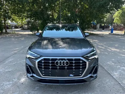 Audi Q3 2022, 46000 км, за 181800 CNY