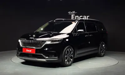 Kia Canival · 2023 год