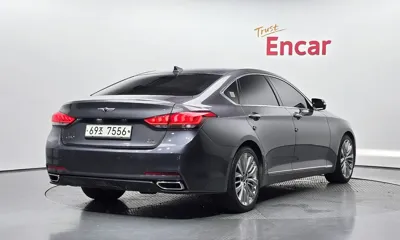 Hyundai Genesis 2016, 63798 км, за 17890000 KRW