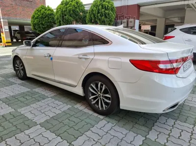 Hyundai Grandeur · 2012 год