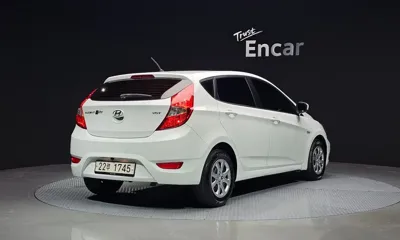 Hyundai Accent 2015, 186632 км, за 5000000 KRW - фото 2